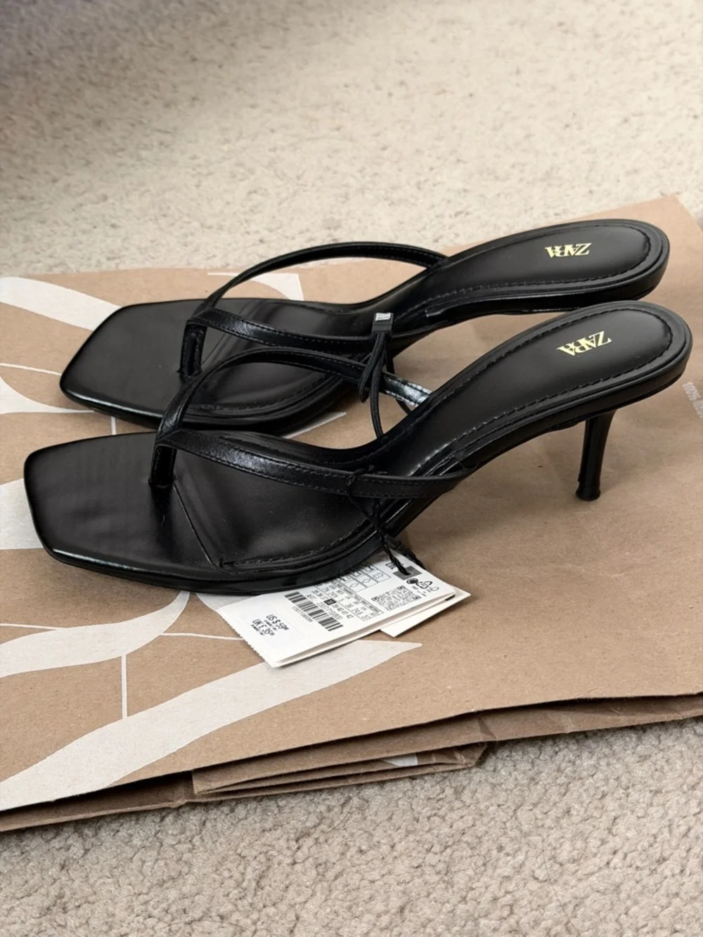 SOLD Zara Leather Square Toe Strappy/Thong Sandals in Black (EUR 38) - Picture 2 of 5